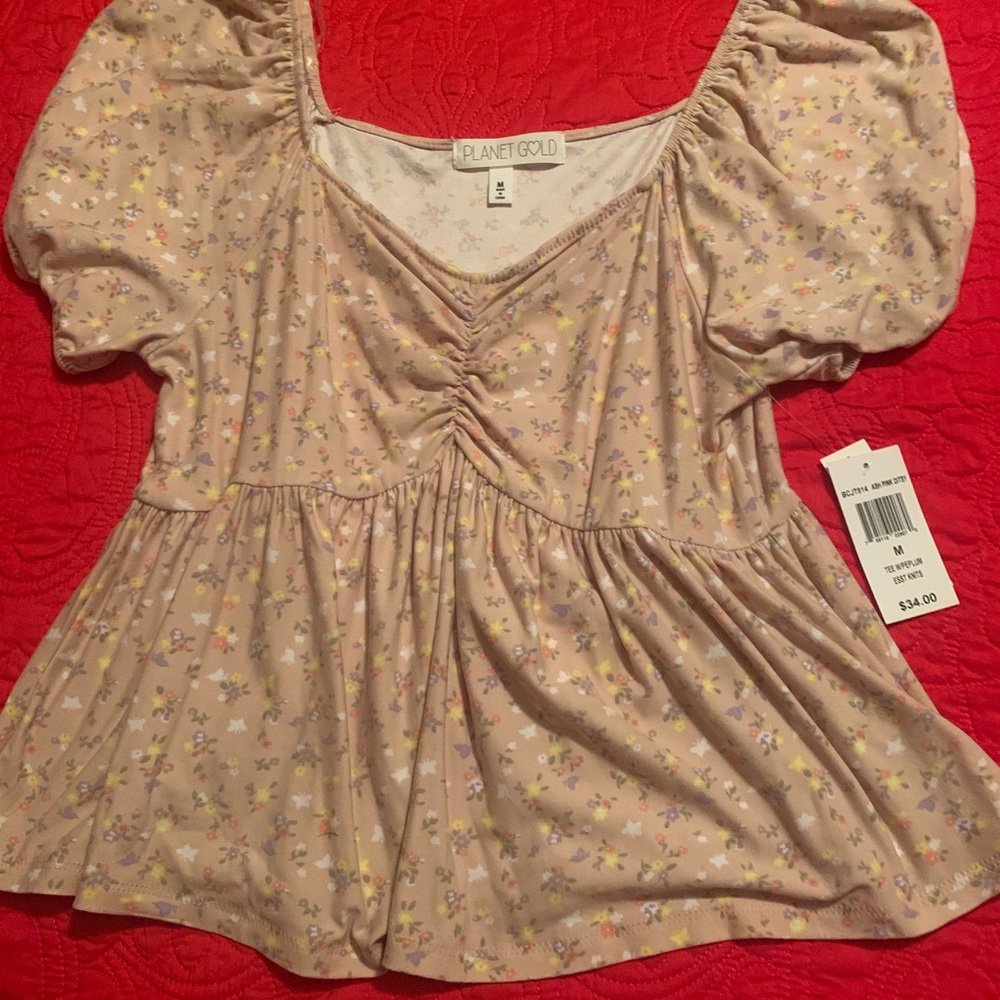 Cute top